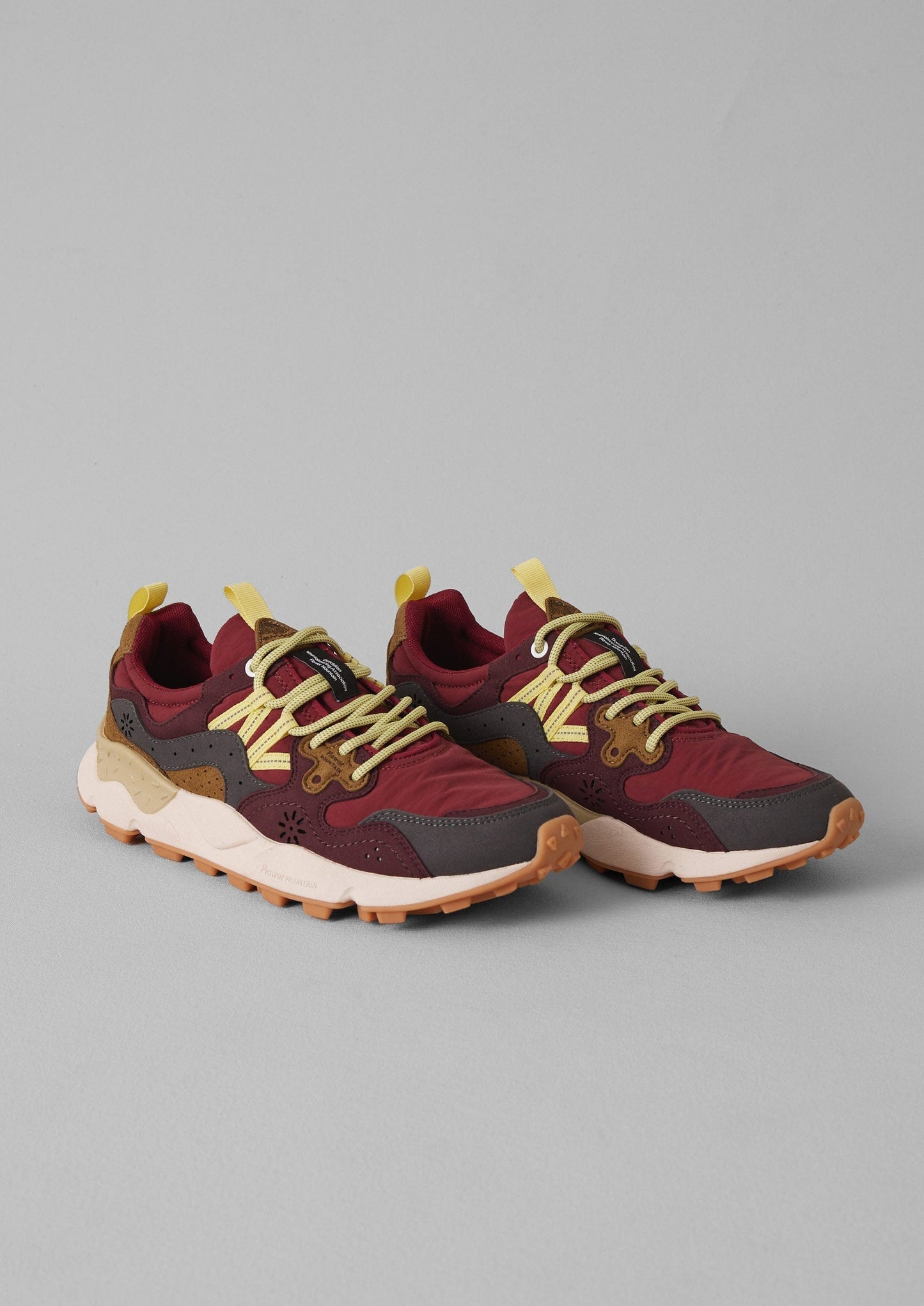 Sneakers con pannelli Flower Mountain Yamano Kaiso | Mattone/Iris