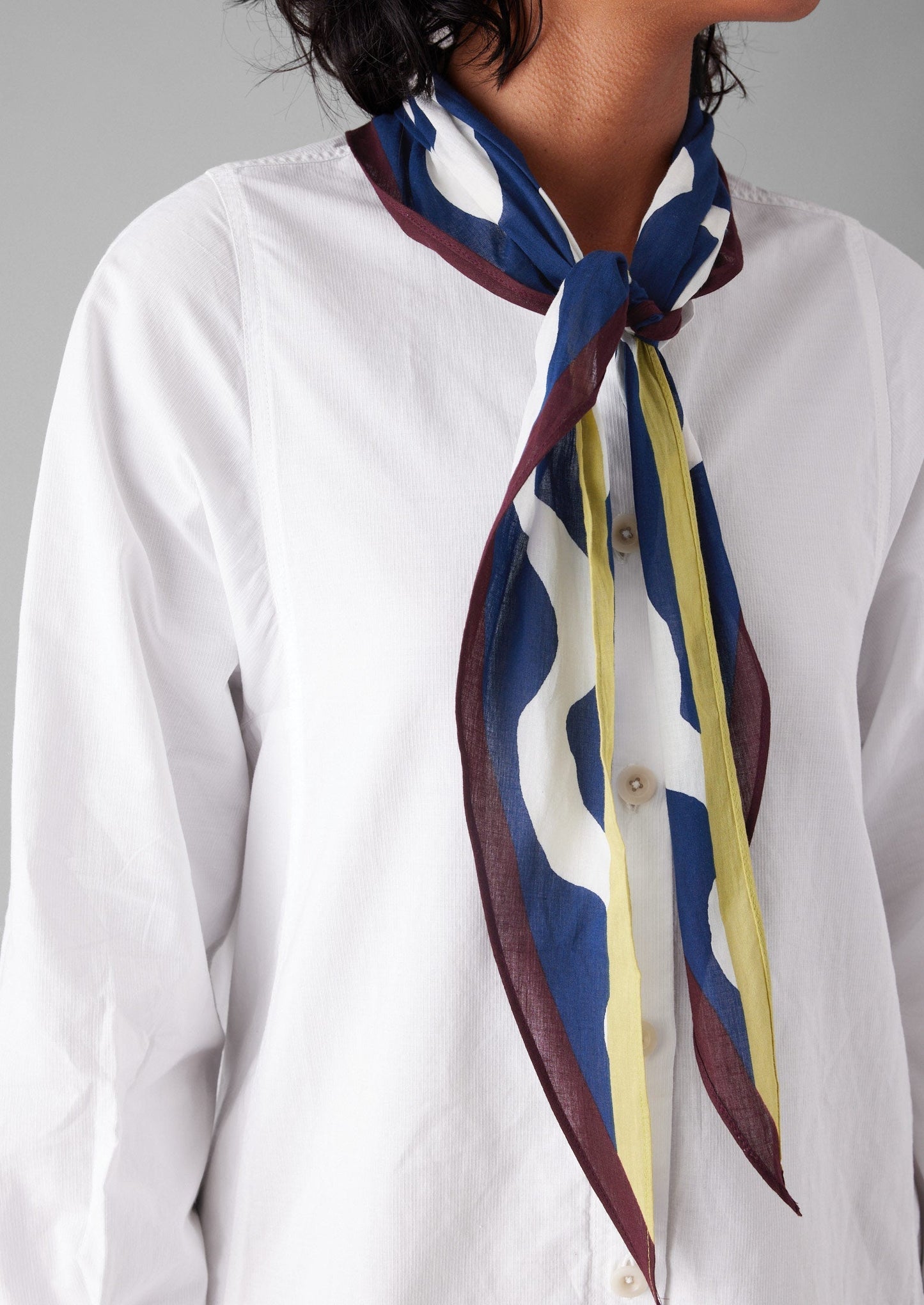 Bandana in cotone con stampa a nastro | Blu notte