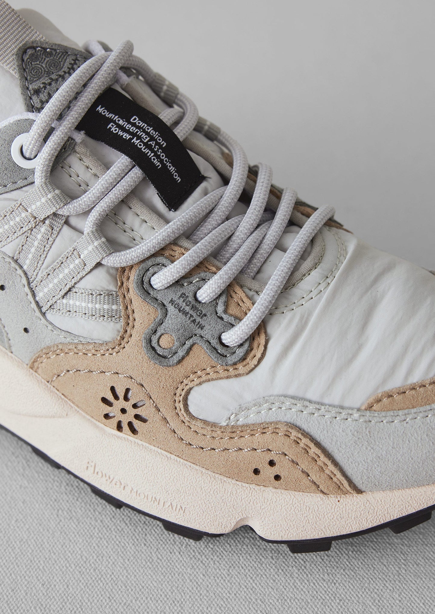Sneakers Flower Mountain Yamano Kaiso | Grigio chiaro