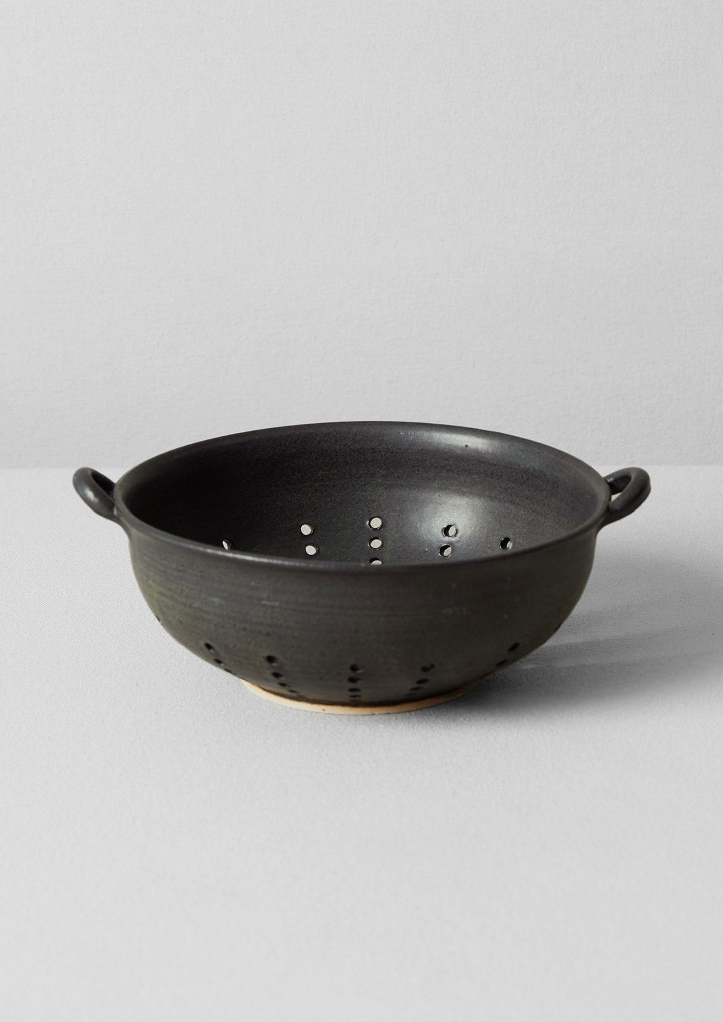 Carla Murdoch Berry Colander | Carbone