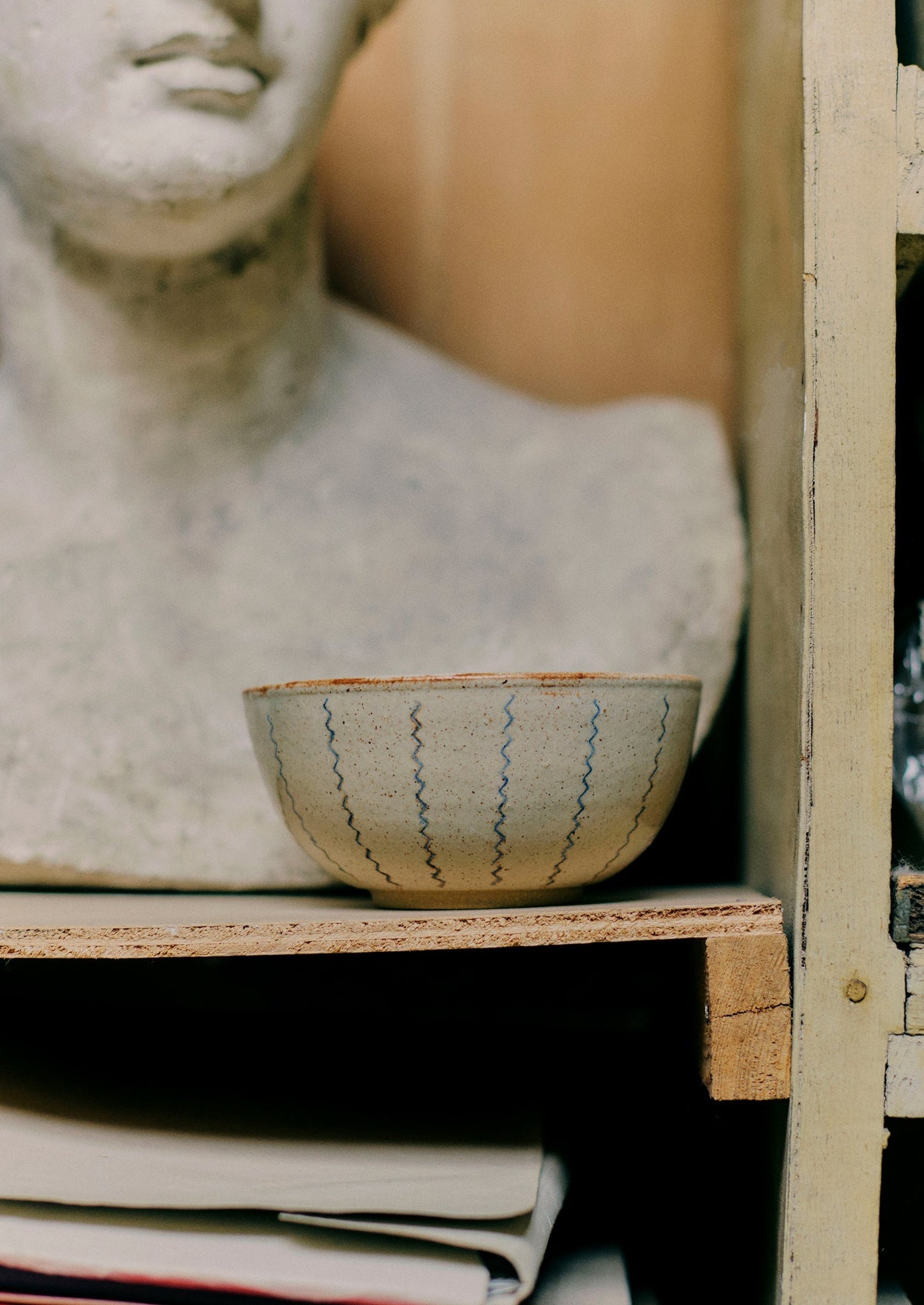 Ciotola Zig Zag di Gilliflower Pottery | Crema