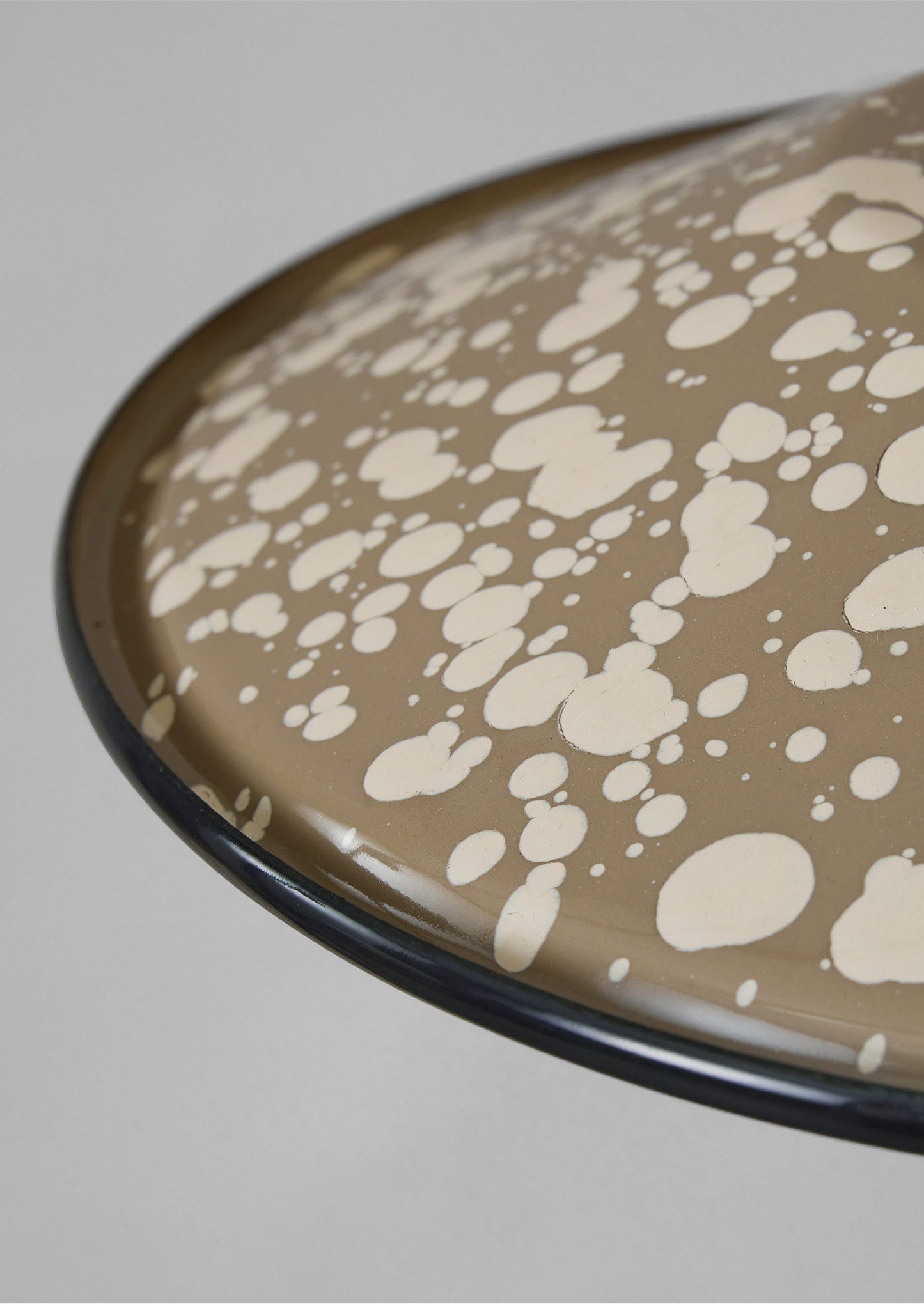 Paralume per lampada a sospensione in smalto a schizzi | Talpa/Ecru