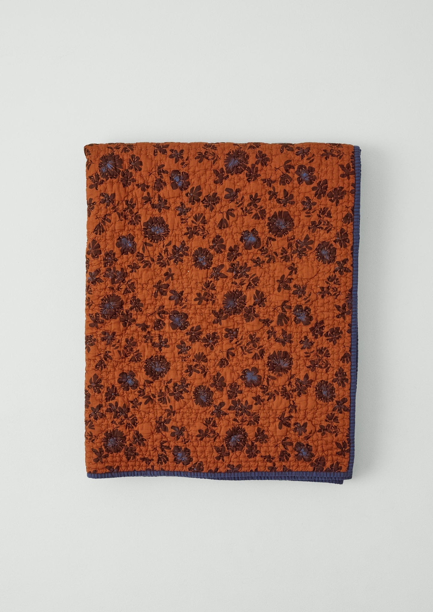 Trapunta in cotone con stampa Aster | Terracotta/Prugna morbida