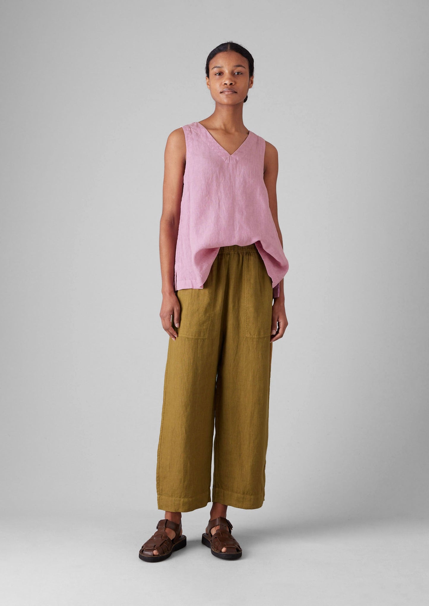 Pantaloni a gamba a botte in lino tinto in capo | Verde Durian