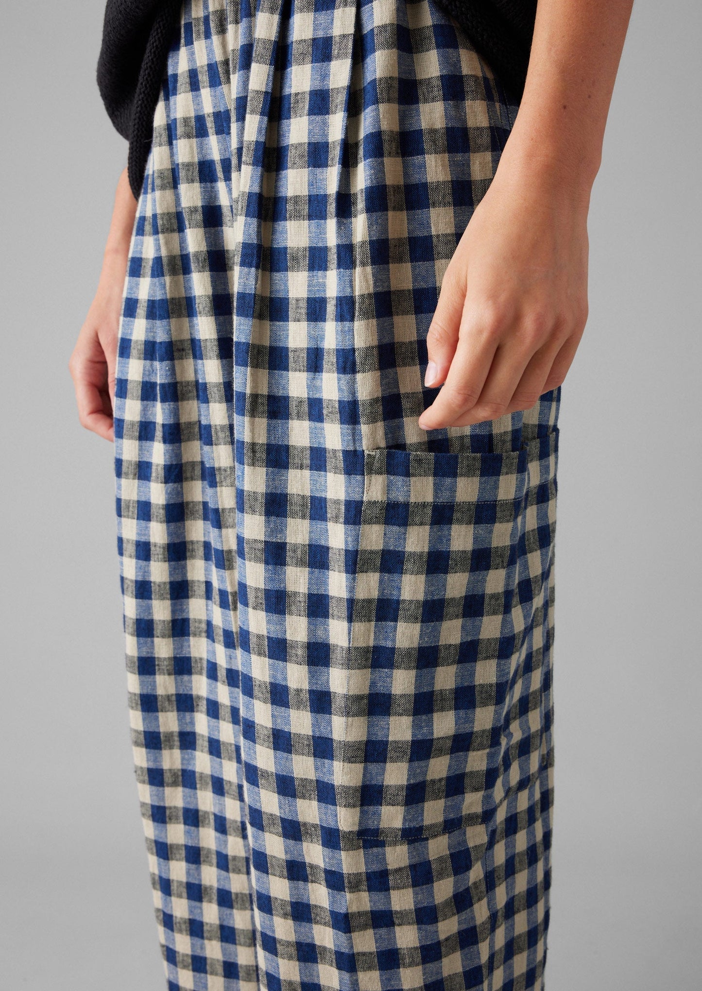 Pantaloni con tasca applicata in lino e cotone a quadretti | Blu denim