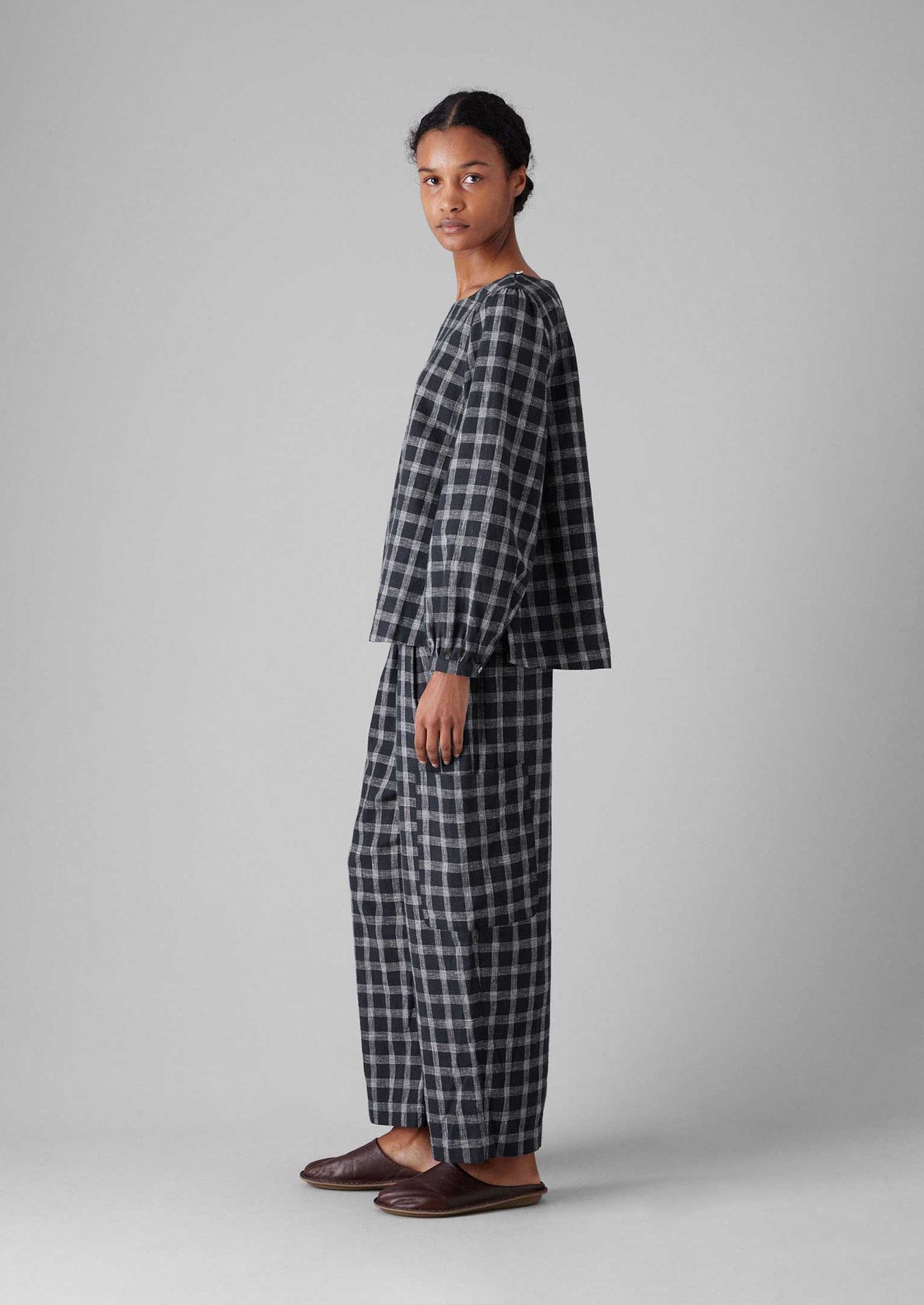 Pantaloni a quadri in cotone e lino con tasche applicate | Ardesia