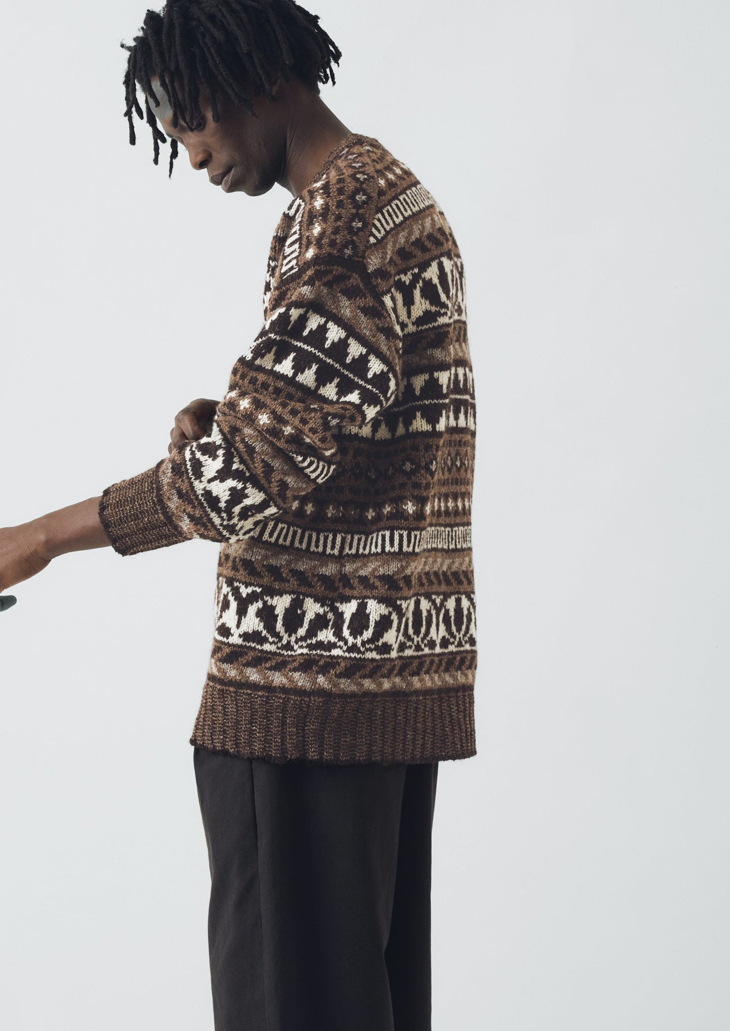 Maglione in lana Shetland con motivo jacquard grafico | Naturale/Multicolore