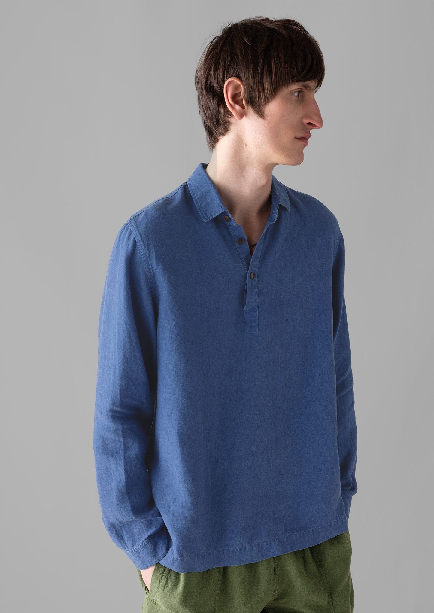 Camicia in lino con mezza abbottonatura | Cobalto