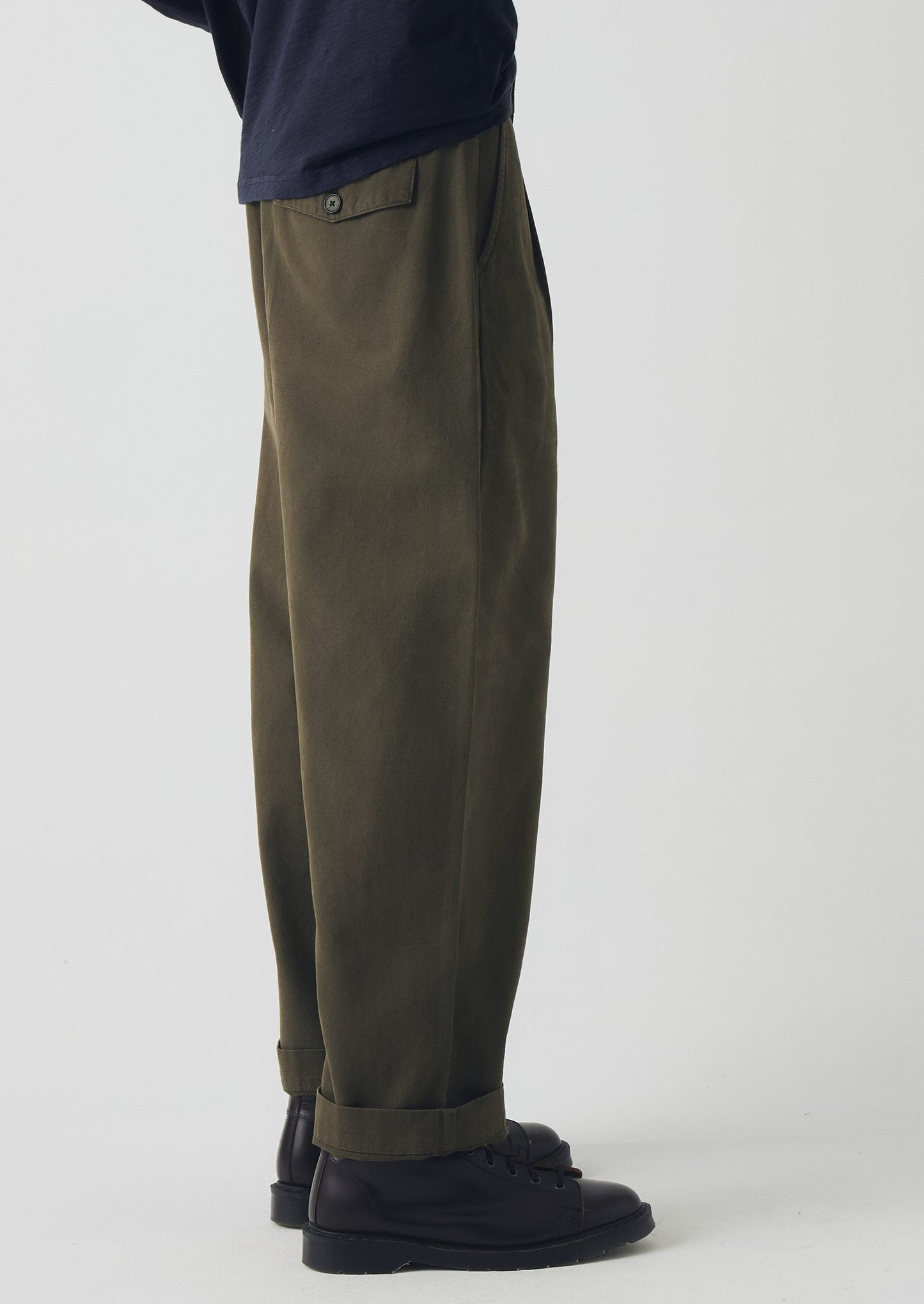 Pantaloni a gamba larga in tela di cotone Bill | Verde oliva scuro