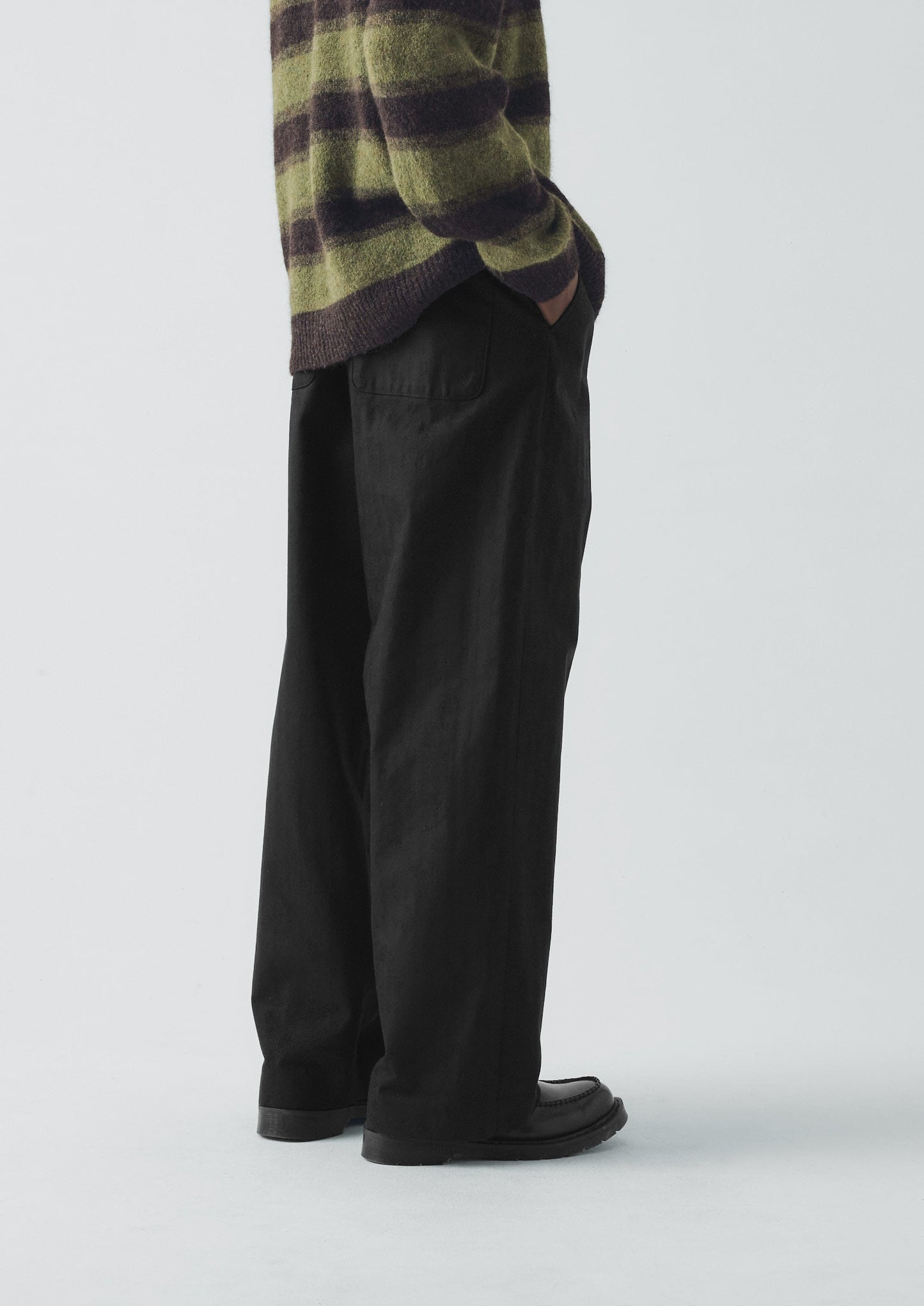 Pantaloni a gamba larga in cotone e lana a spina di pesce | Nero