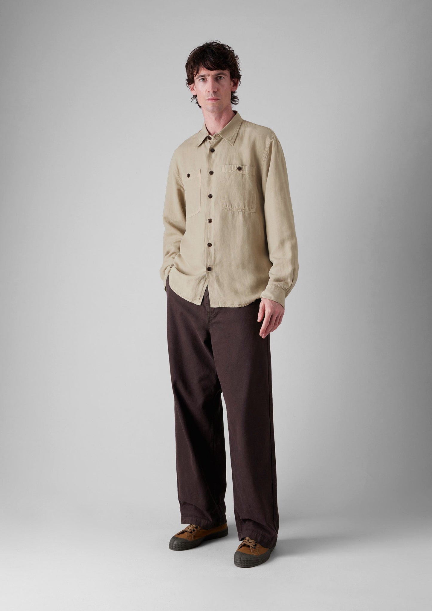 Camicia con tasca applicata tinta in capo | Sale