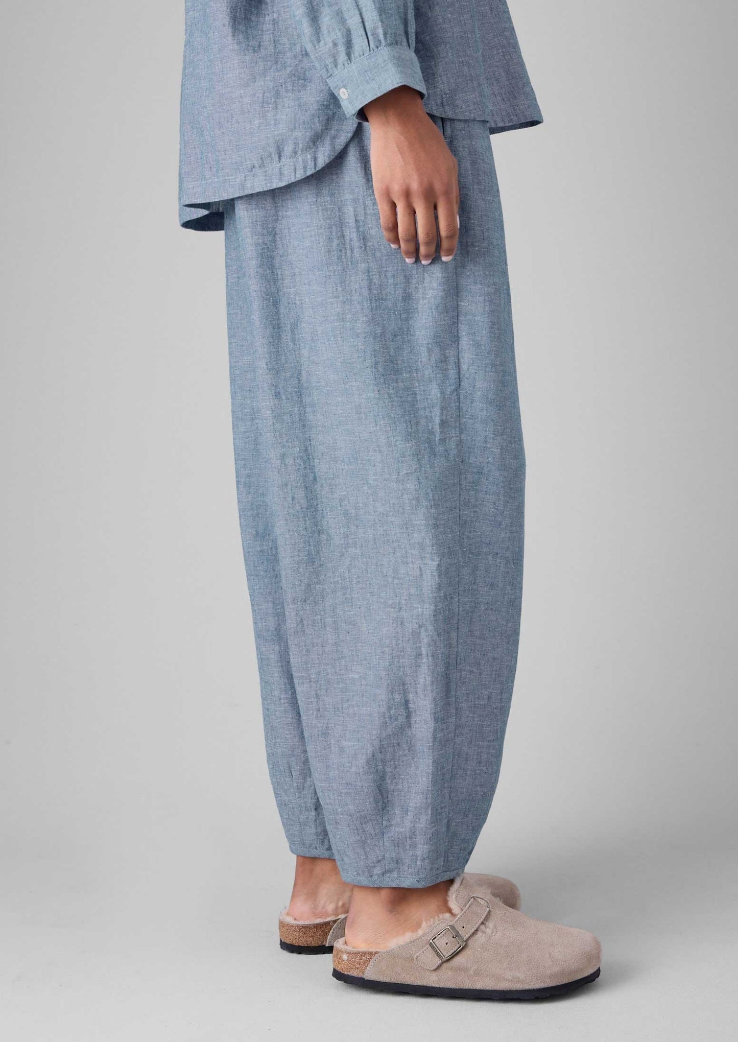 Pantaloni a palloncino leggeri in lino e cotone | Blu polvere