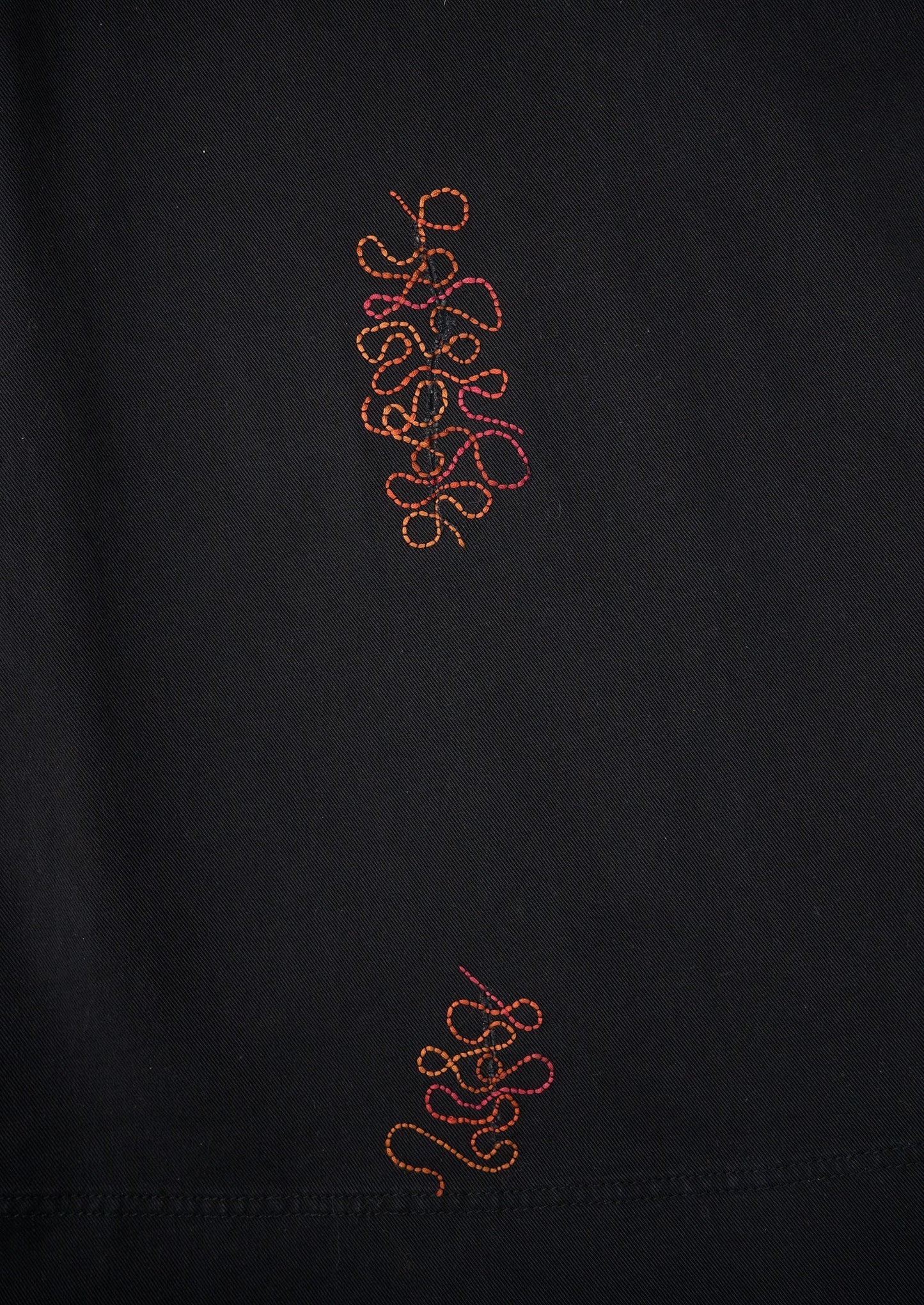 Abito in denim nero rinnovato con patta laterale, taglia 6 (110) | Nero