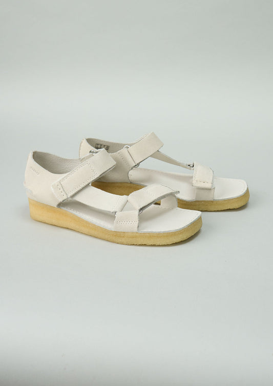 Sandali Clarks Wallabee riutilizzati taglia 5 (355) | Bianco sporco