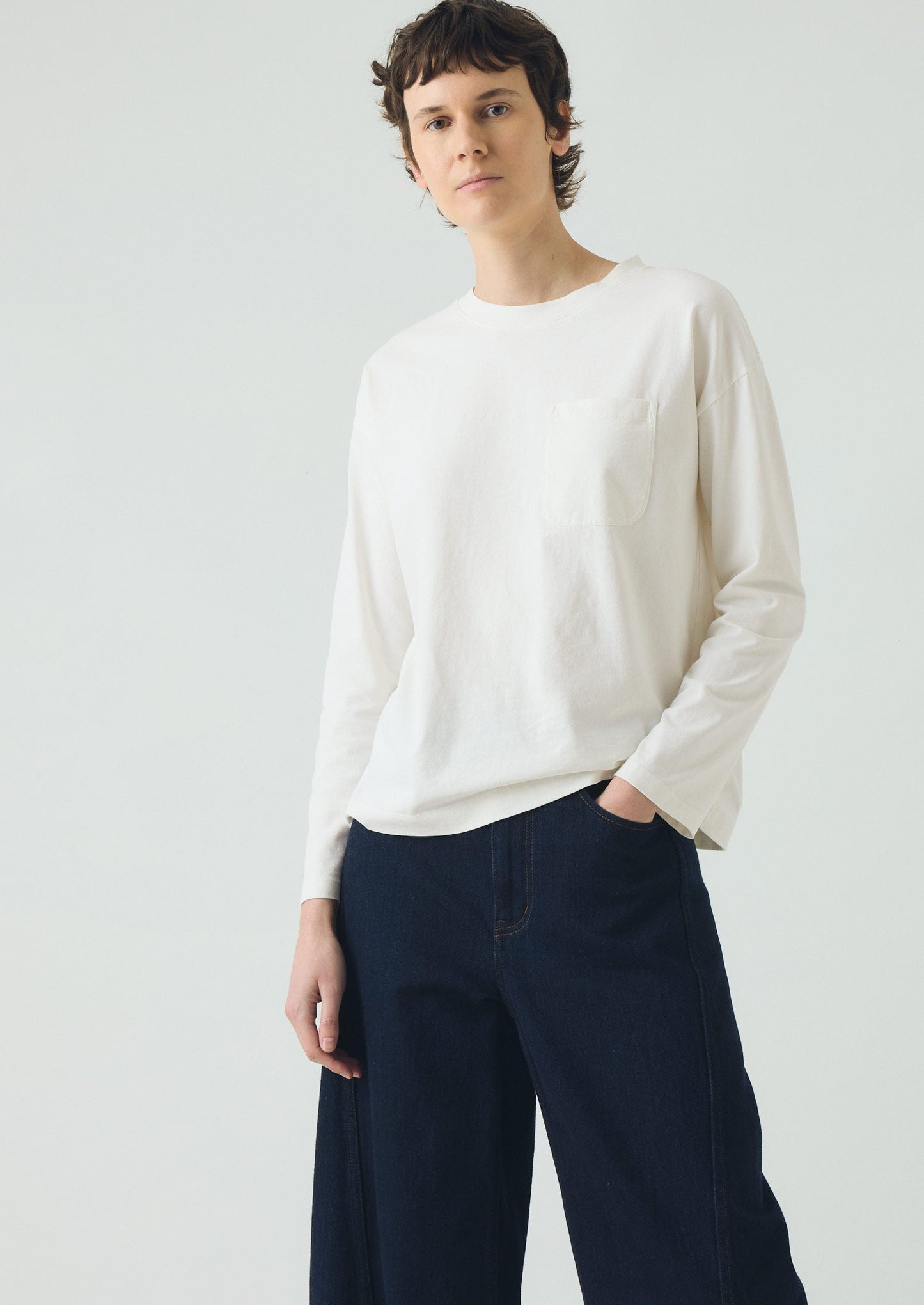 T-shirt in cotone con tasca applicata | Bianco carta