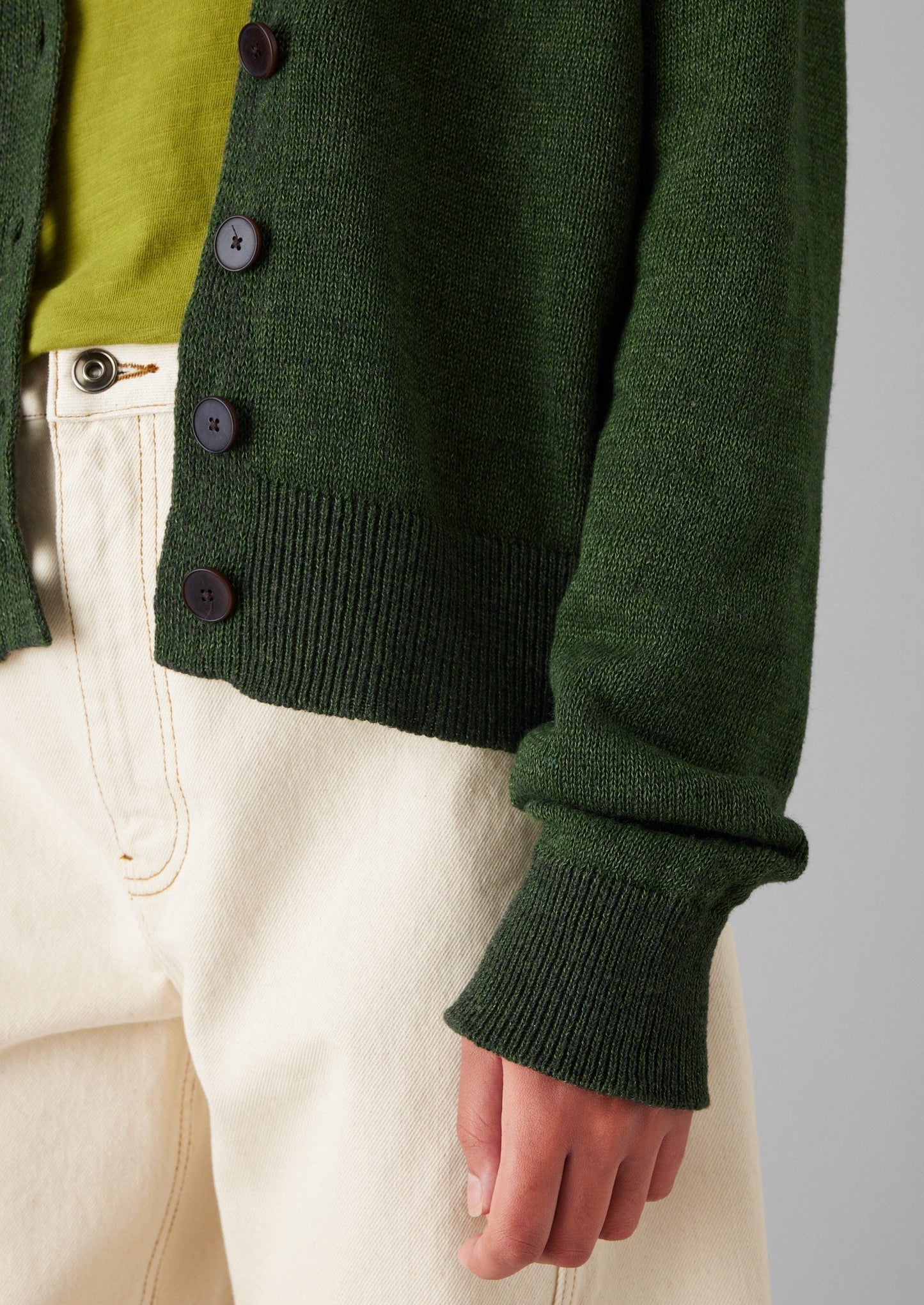 Cardigan con tasca applicata in lana e lino | Carciofo