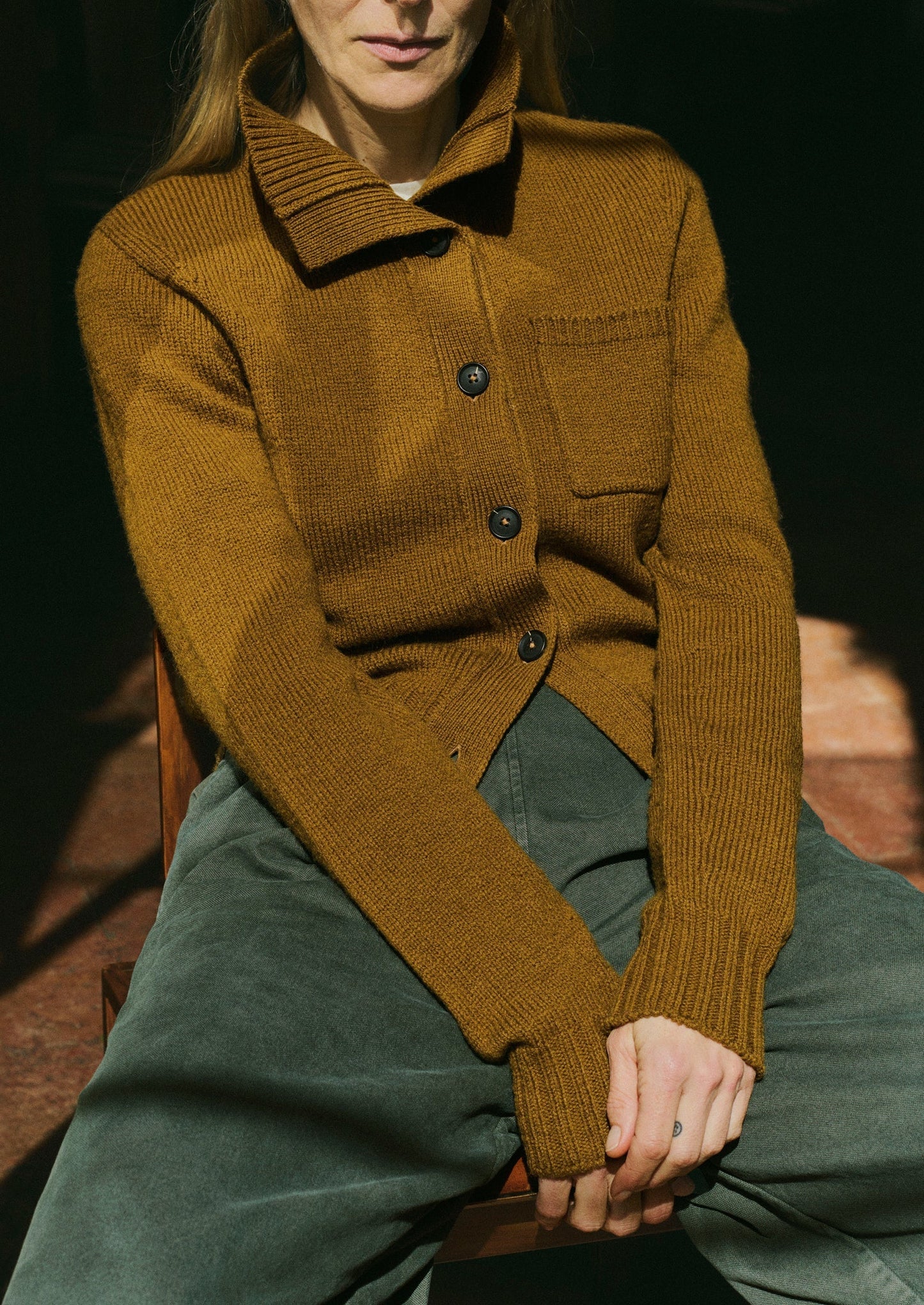 Cardigan in lana con colletto | Ottone