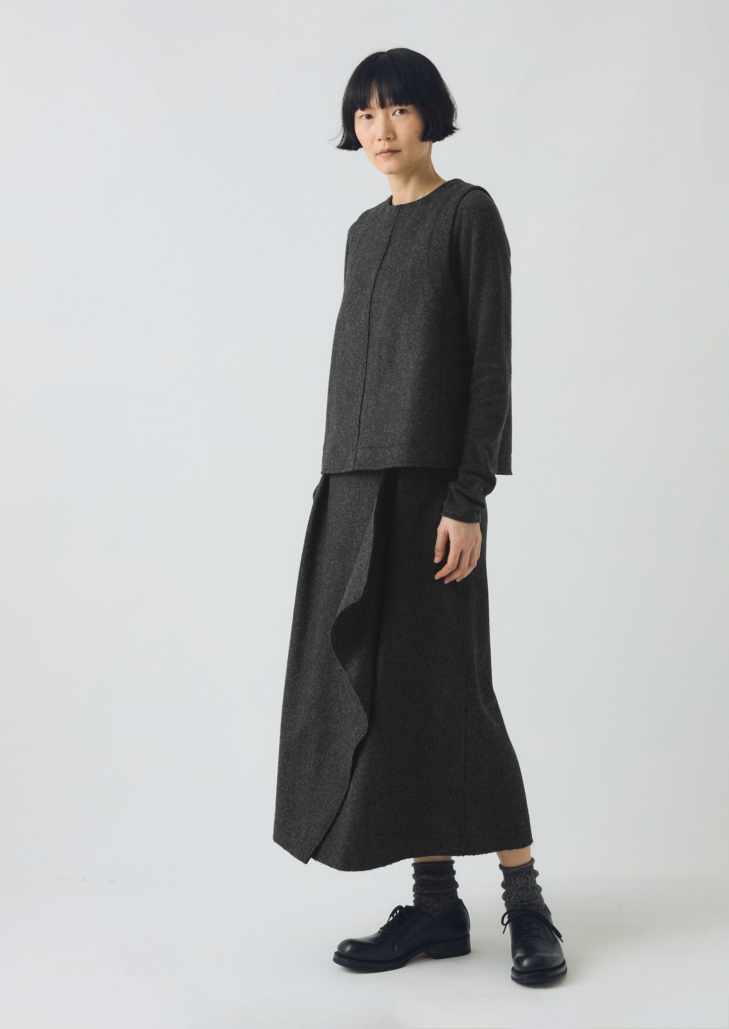 Gonna avvolgente in twill di lana cotta | Carbone