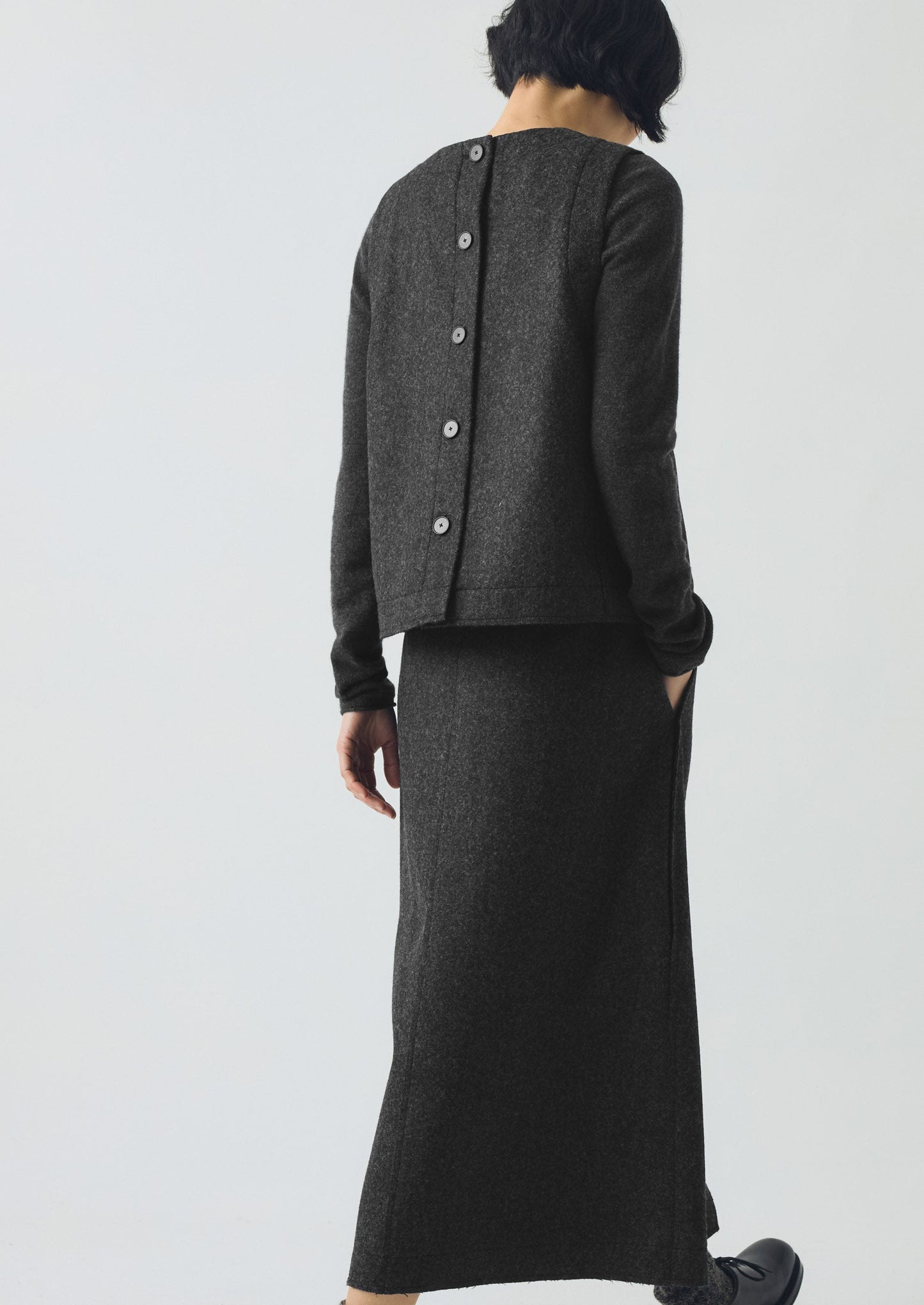 Top in twill di lana cotta con bottoni sul retro | Antracite