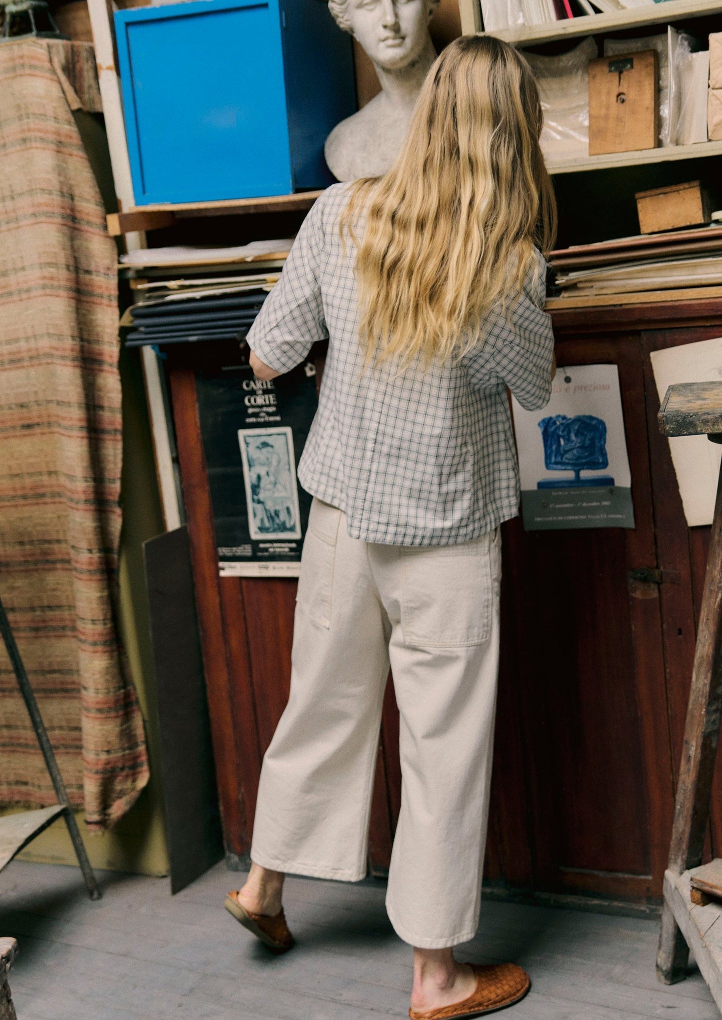 Top con scollo a V e motivo a quadri in cotone | Ecru/Ardesia