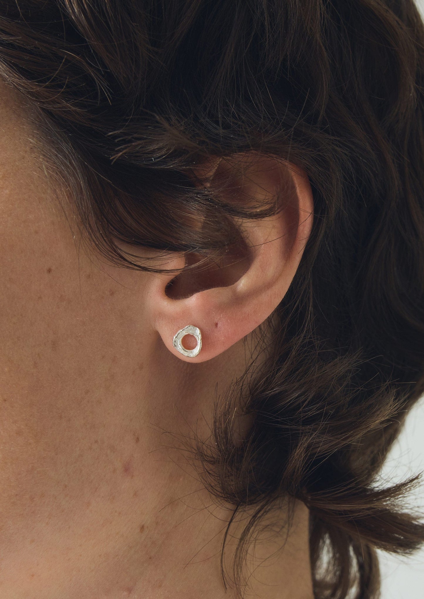 Orecchini a bottone in argento Emily Nixon Tolvan | Argento