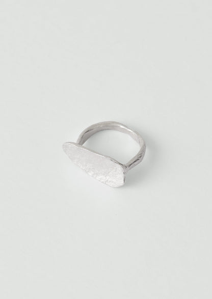Anello in argento Quoit di Emily Nixon | Argento