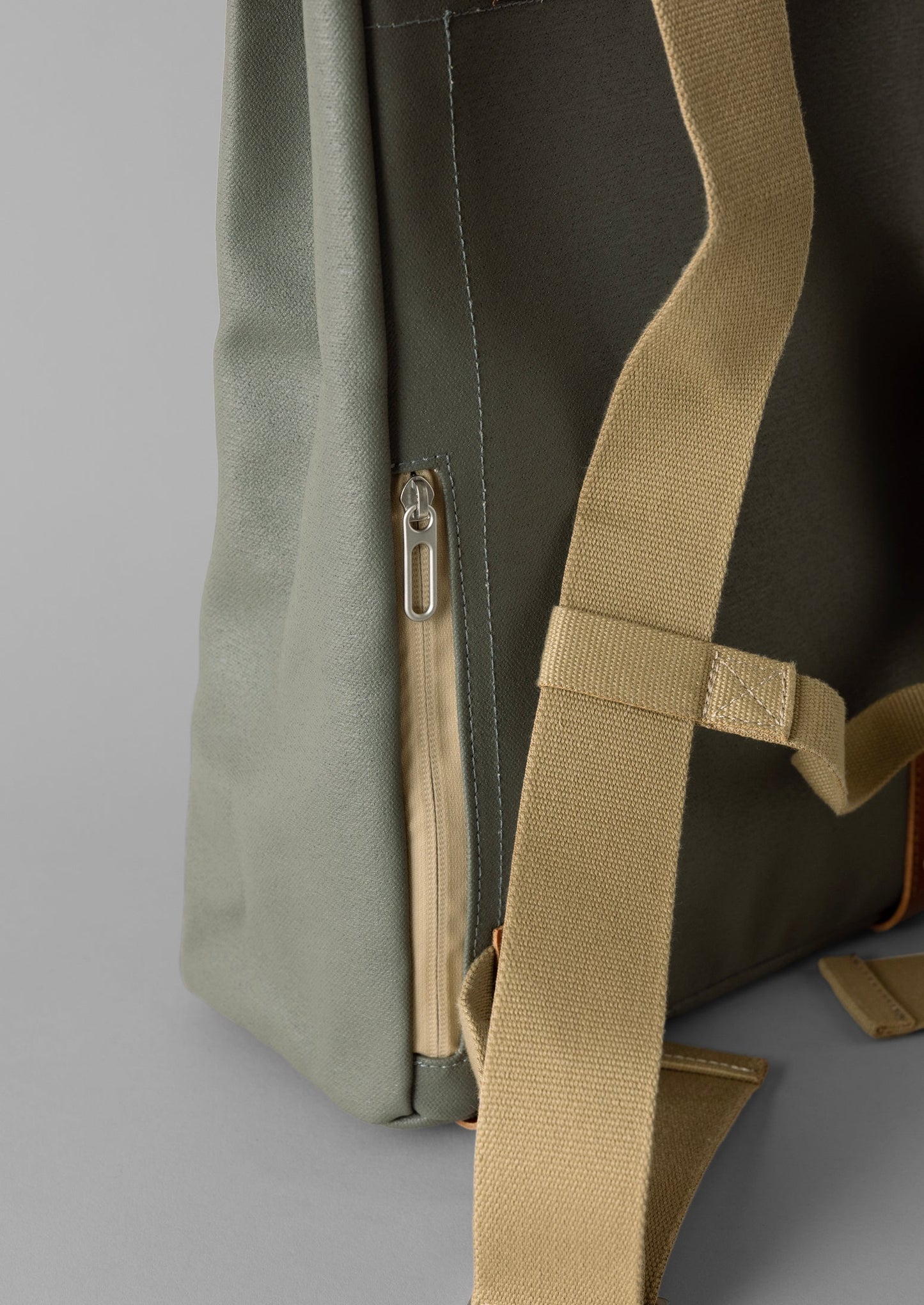 Zaino in tela Pickwick di Brooks England | Salvia
