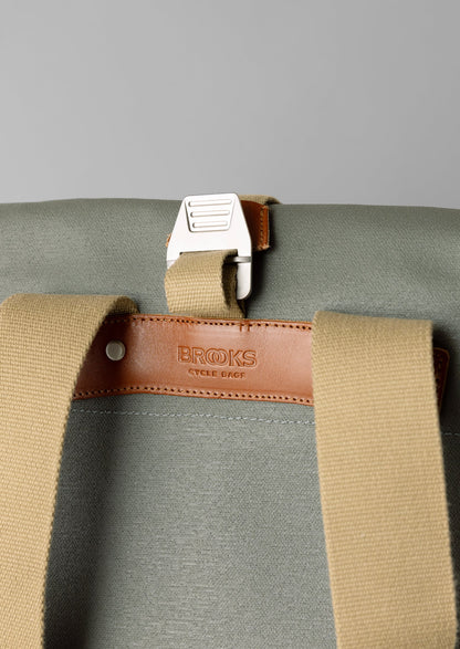 Zaino in tela Pickwick di Brooks England | Salvia