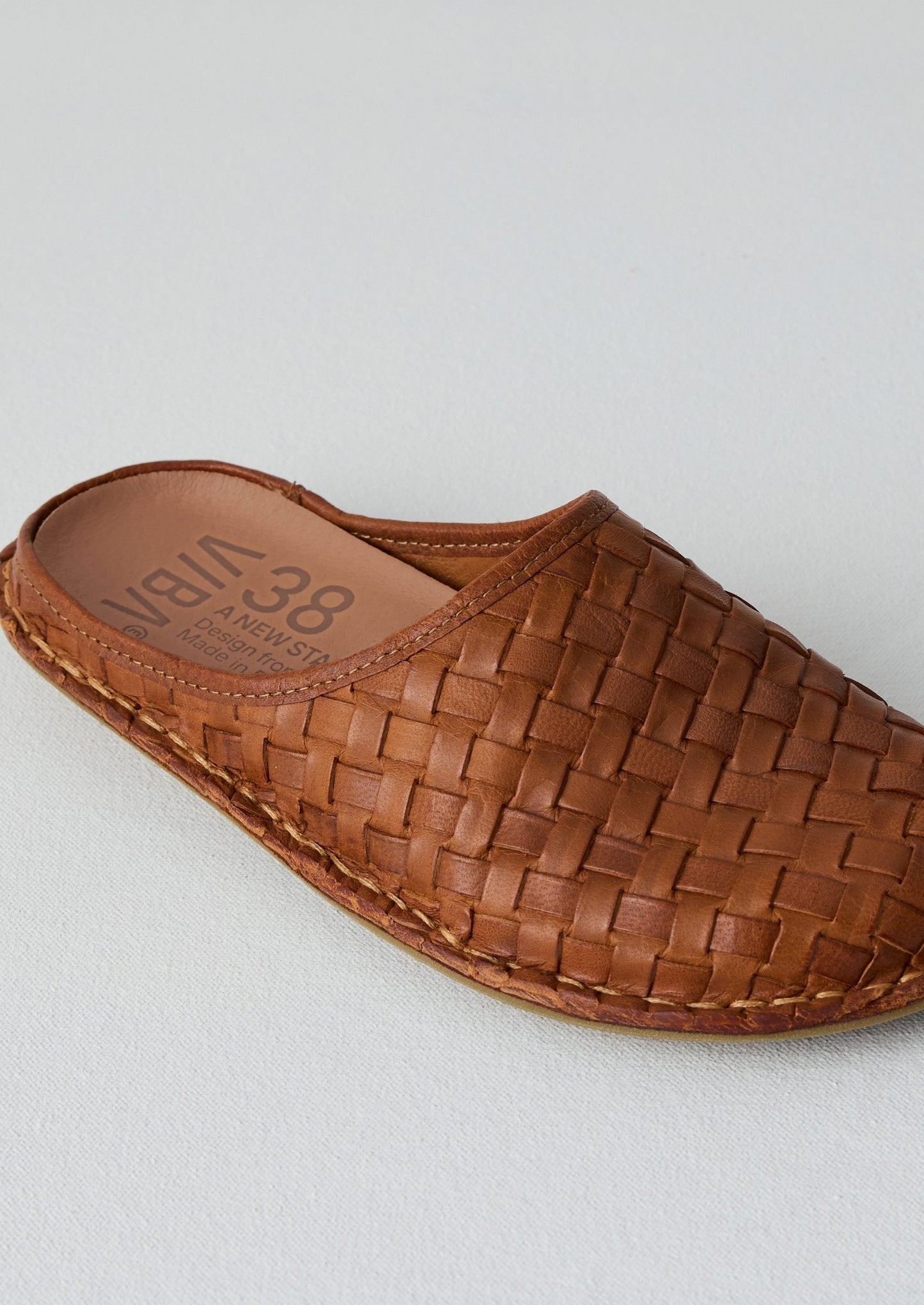 Mules in pelle intrecciata Vibae Roma | Marrone chiaro