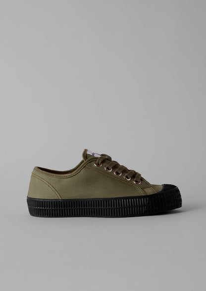 Novesta Star Master Plimsolls | Carciofo