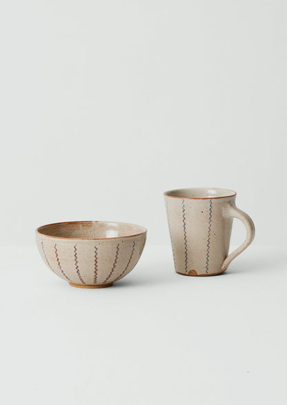Tazza a zig zag Gilliflower Pottery | Crema