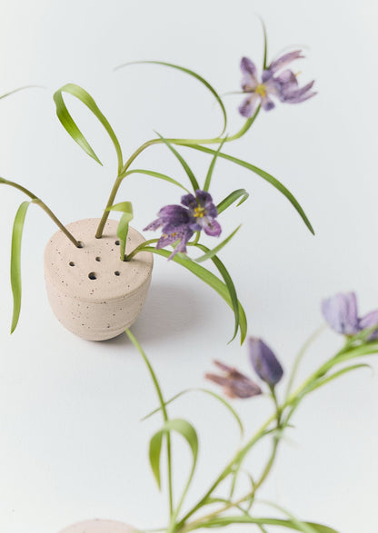 Ciotola per fiori in ceramica Eleanor Torbati | Crema