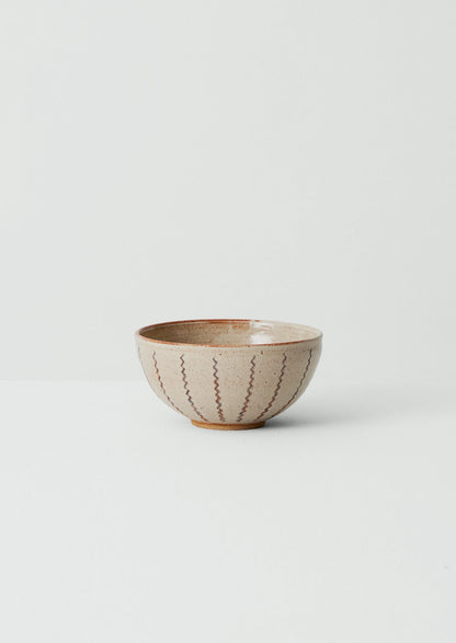 Ciotola Zig Zag di Gilliflower Pottery | Crema