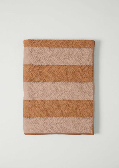 Trapunta a righe con patchwork | Lilla chiaro/Terra d'ombra