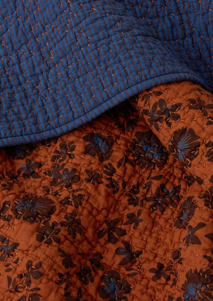 Trapunta in cotone con stampa Aster | Terracotta/Prugna morbida