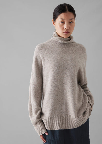 Maglione a collo alto in lana e cashmere | Avena