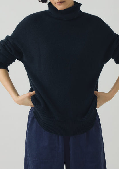 Maglione in lana e cashmere a collo alto | Blu inchiostro
