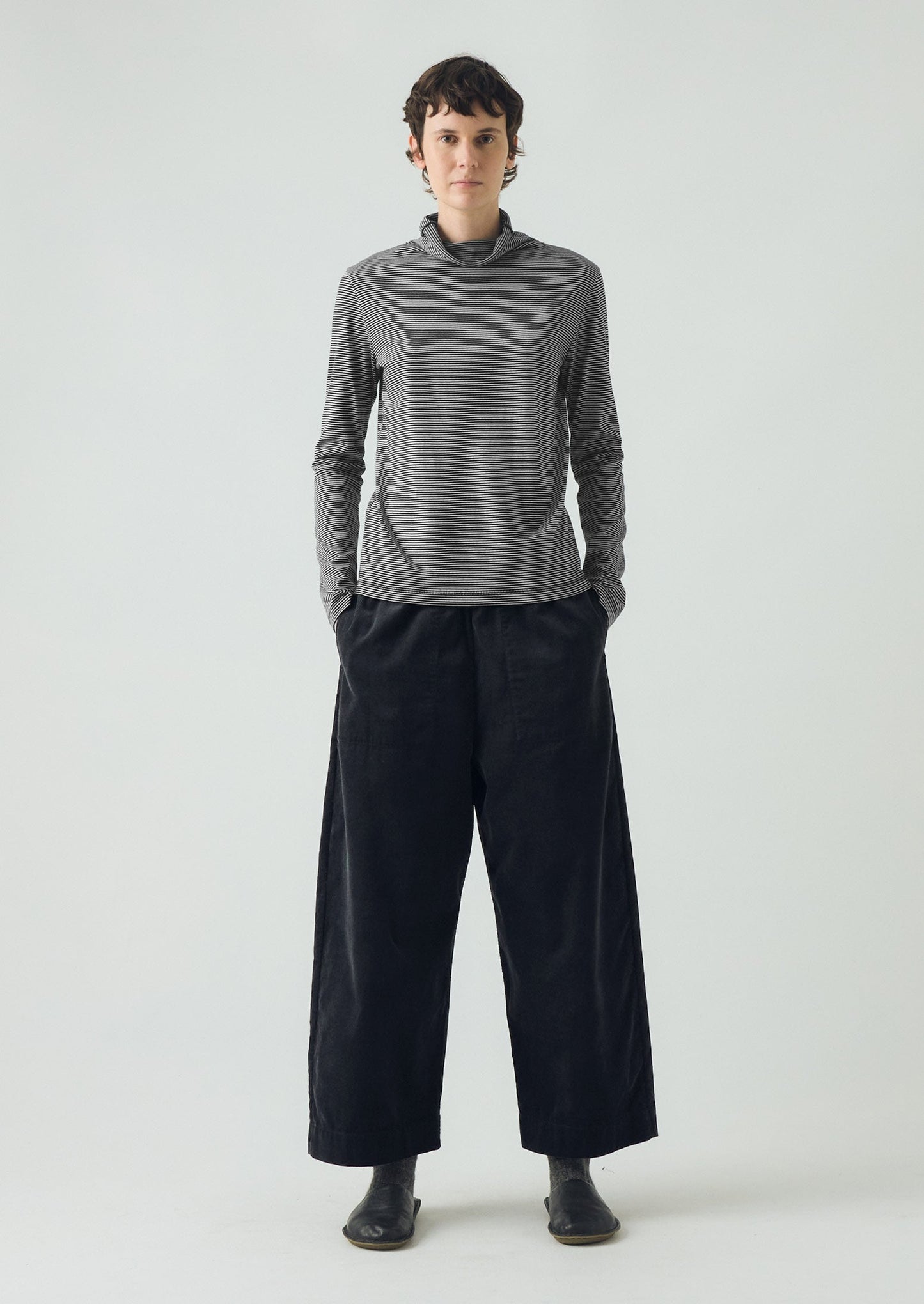 Maglietta a righe in cotone con collo alto | Blu navy scuro/Ecru