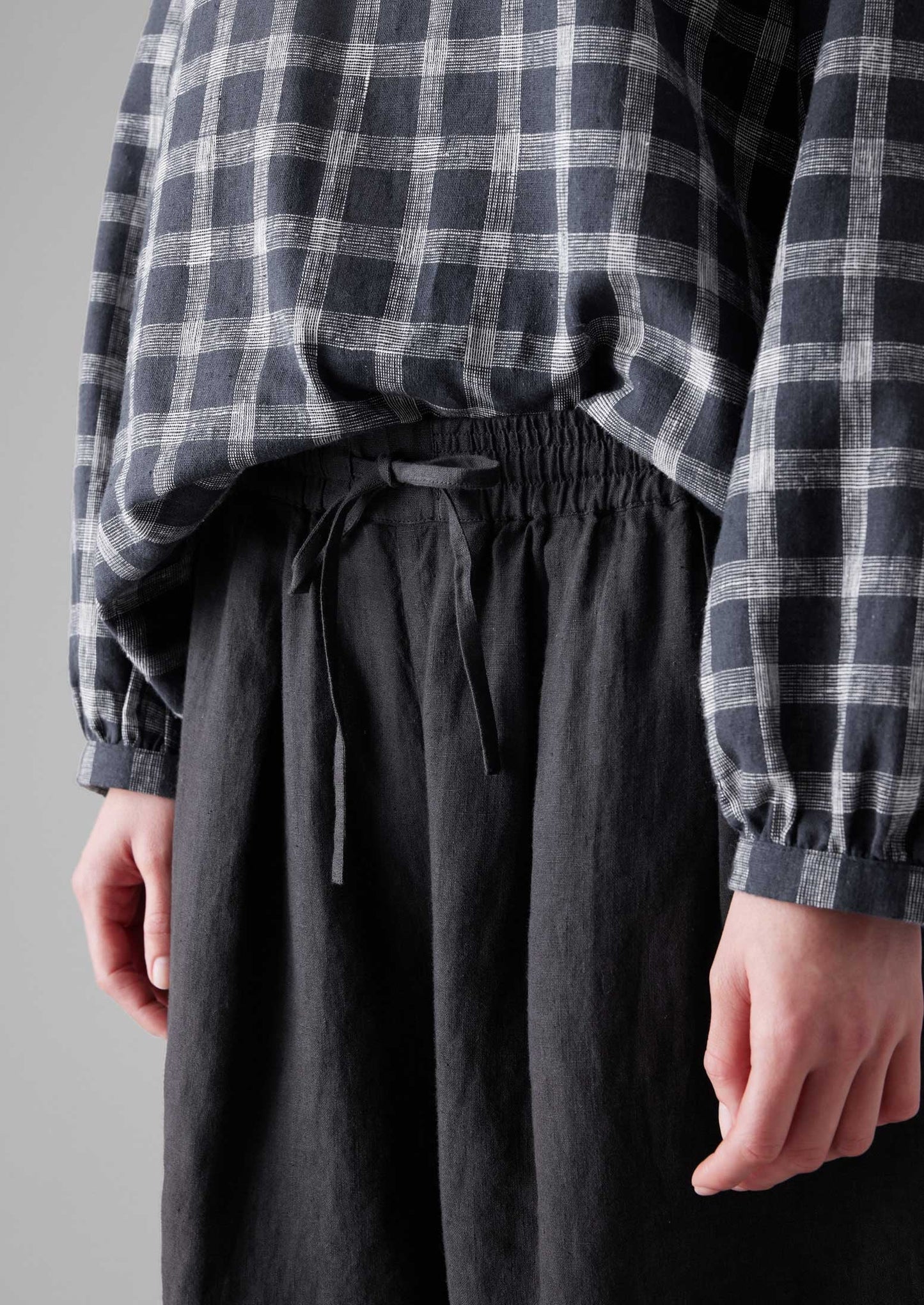 Pantaloncini con coulisse tinti in capo | Pepe nero