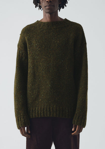 Maglione in lana Donegal di Finn | Cachi