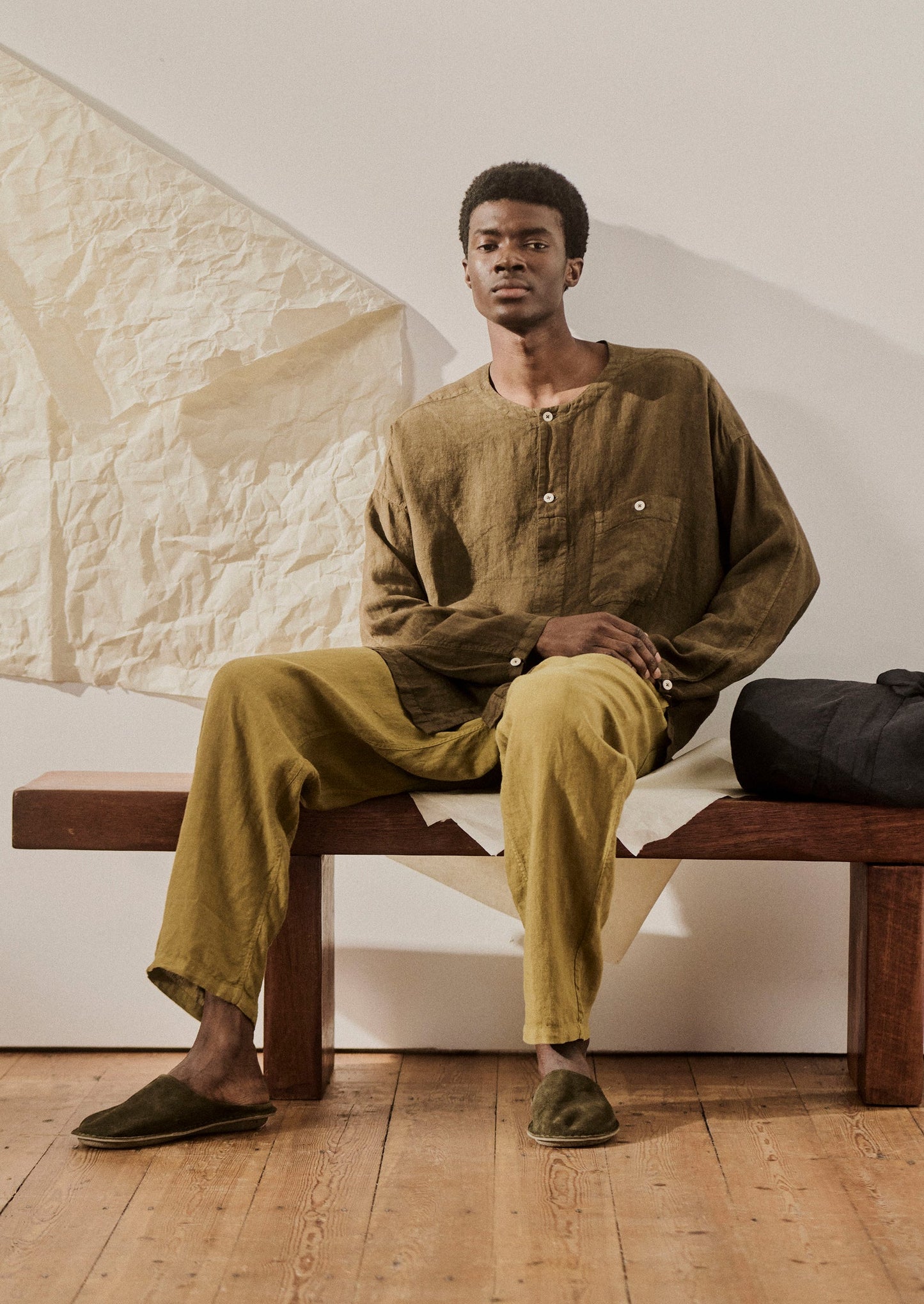 Camicia senza colletto in lino tinto in capo | Pera