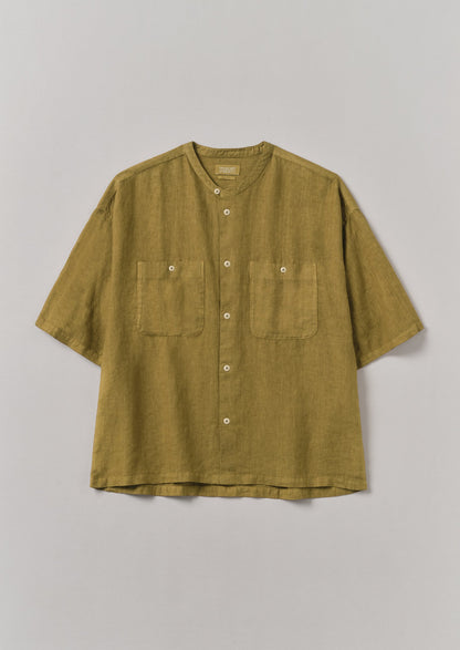 Camicia in lino tinto in capo con collo a serafino | Verde Durian