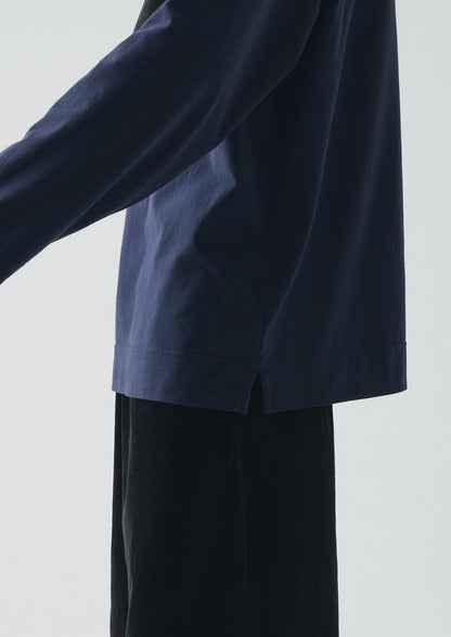 Top da salotto in cotone spazzolato con collo alto | Blu inchiostro