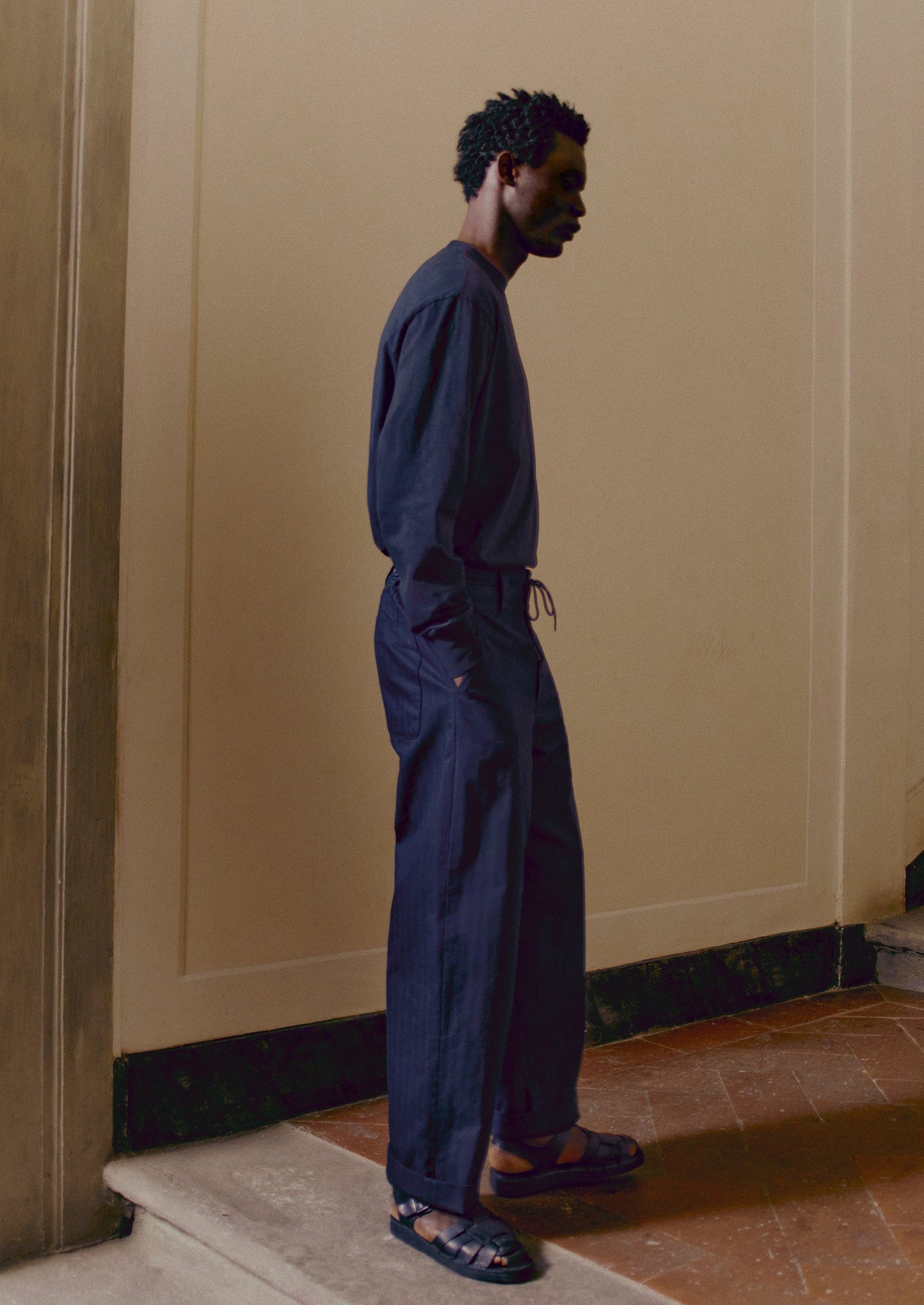 Pantaloni a gamba larga in cotone e lana a spina di pesce | Nero