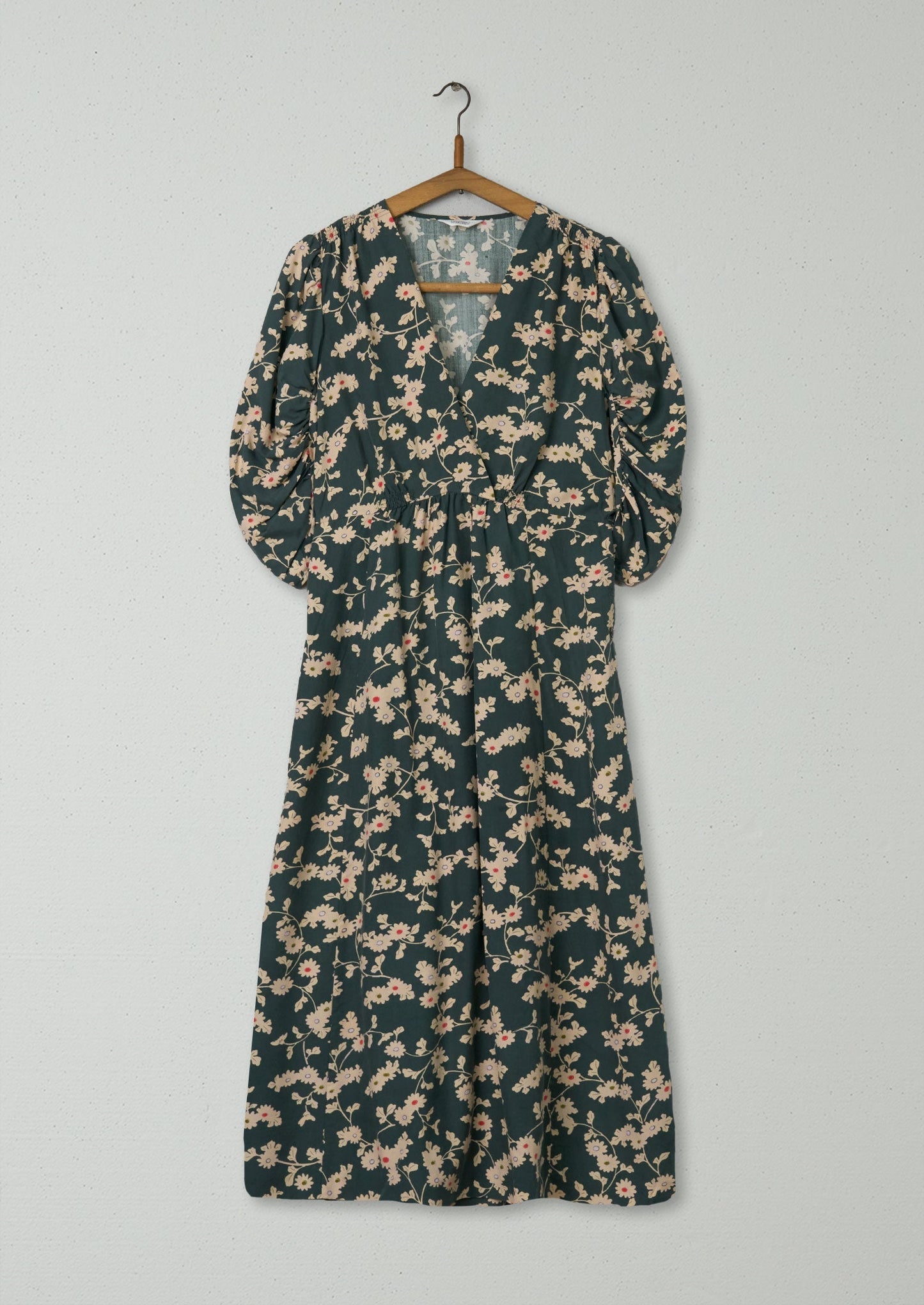 Abito floreale con strascico riutilizzato taglia 16 (792) | Multicolore