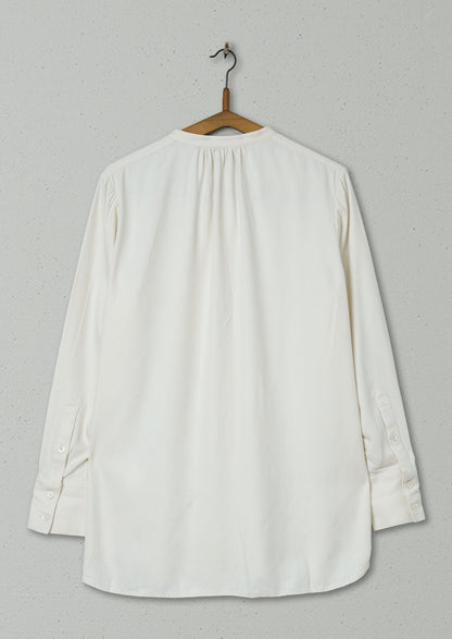 Camicia lunga in seta a spina di pesce riutilizzata, taglia 8 (406) | Bianco latte