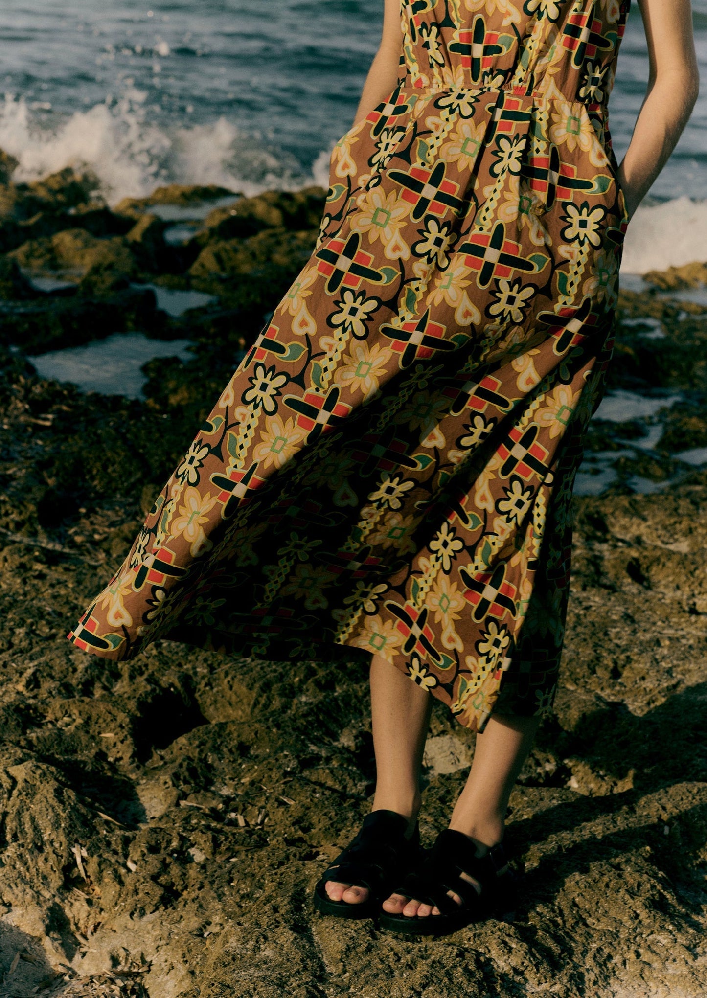 Abito in popeline di cotone con stampa folk collage | Multicolore