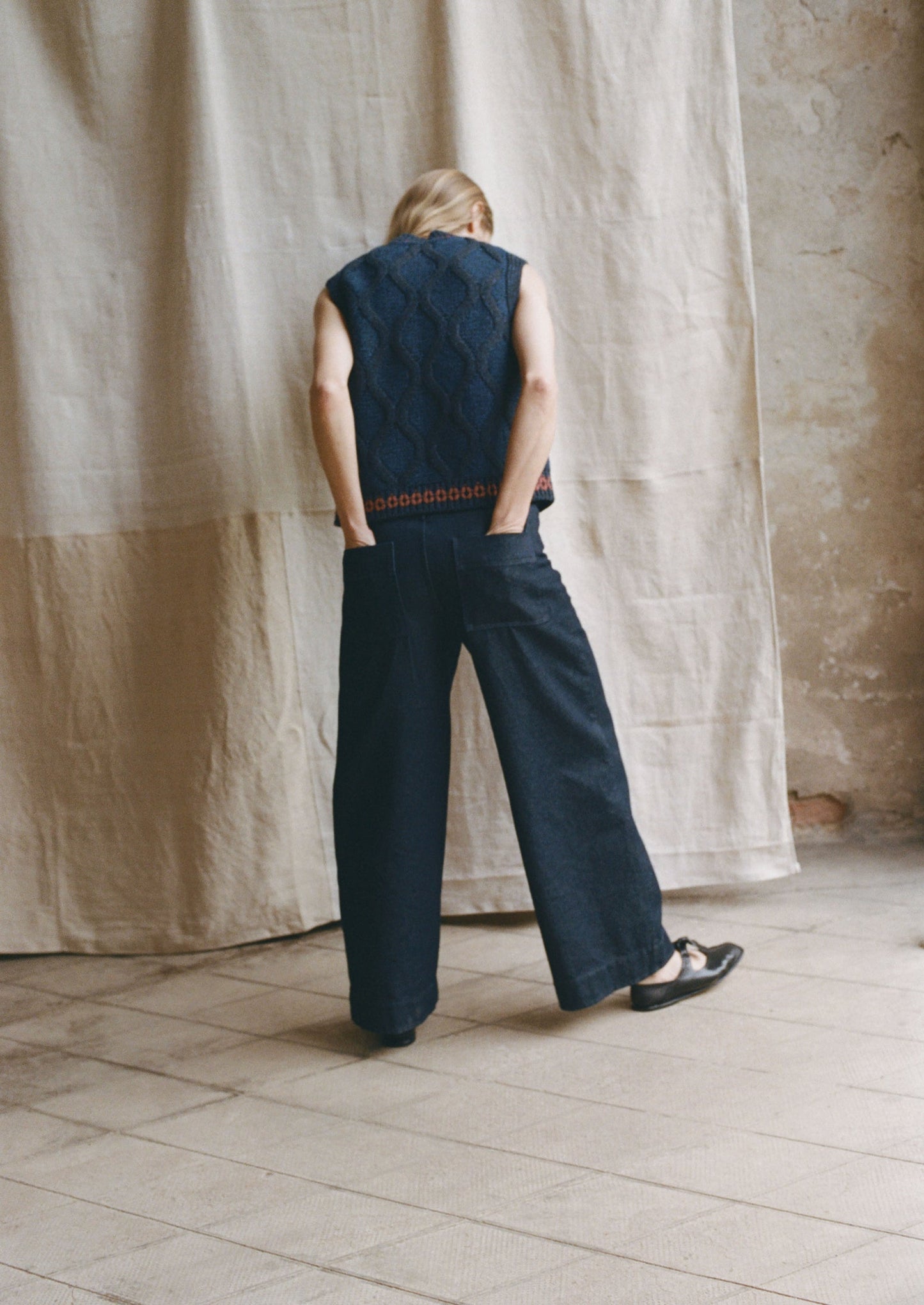 Canotta con cavi decorata a mano | Blu Multi