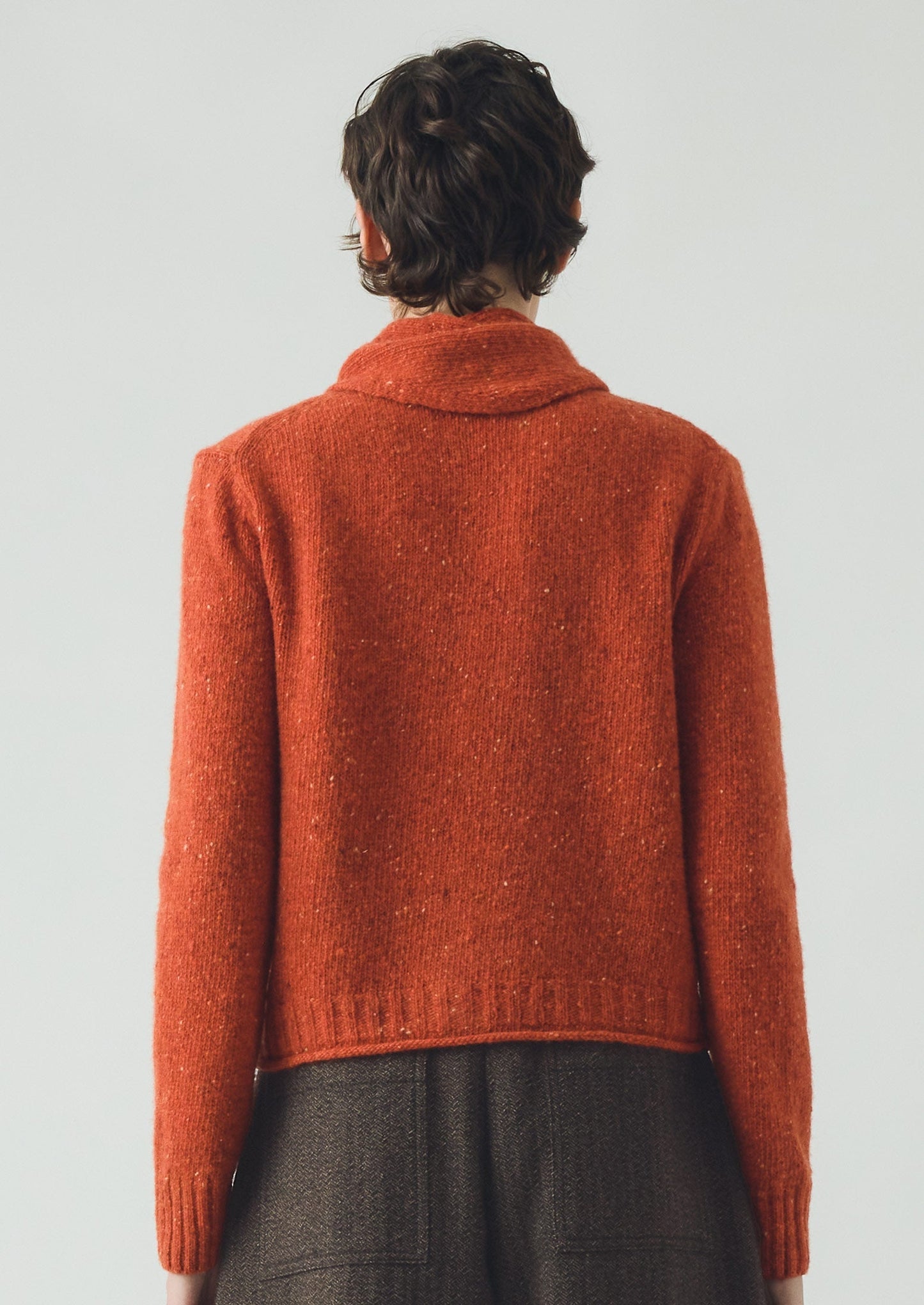 Cardigan con foulard in lana merino Donegal | Nasturzio