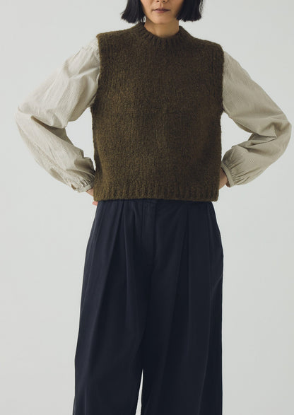 Canotta in lana e alpaca bouclé | Oliva intenso